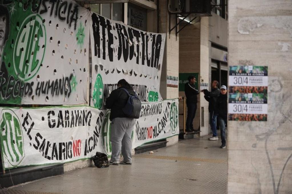 El Colegio Nacional de Buenos Aires en la adhesión al paro (Foto: Federico López Claro)
