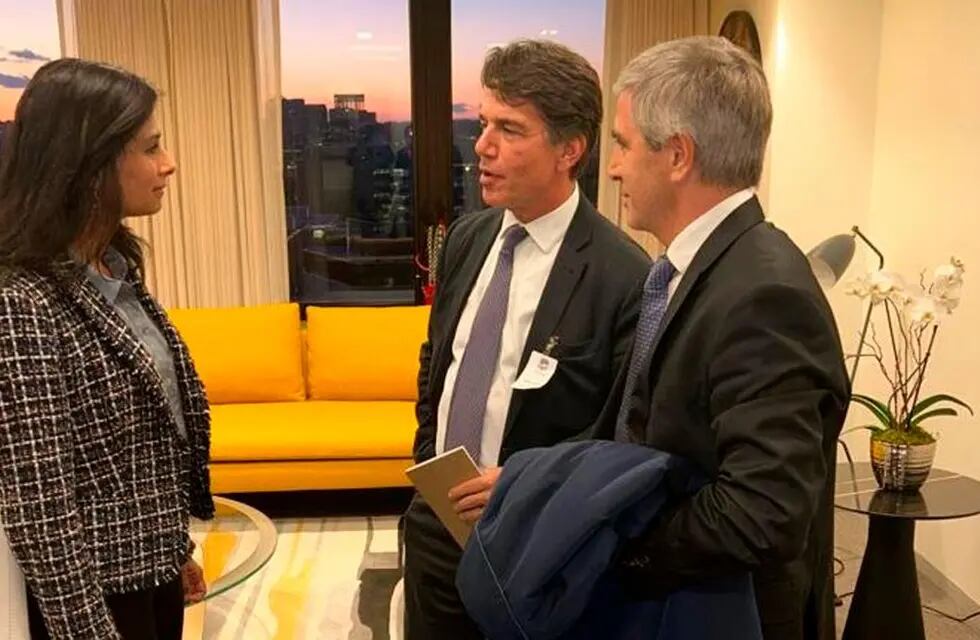 El ministro de Economía, Luis Caputo, y el jefe de Gabinete, Nicolás Posse  serán los representantes del Gobierno para protagonizar la reunión con el FMI. Foto: Los Andes
