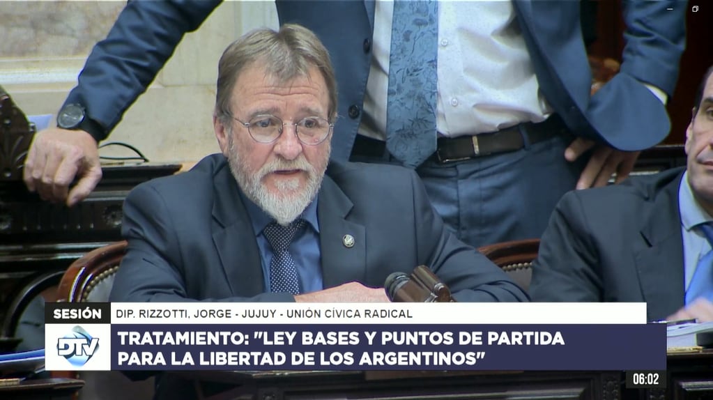 El diputado nacional por Jujuy Jorge Rizzotti (UCR), durante su intervención de este martes en la sesión que aprobó la Ley Bases.