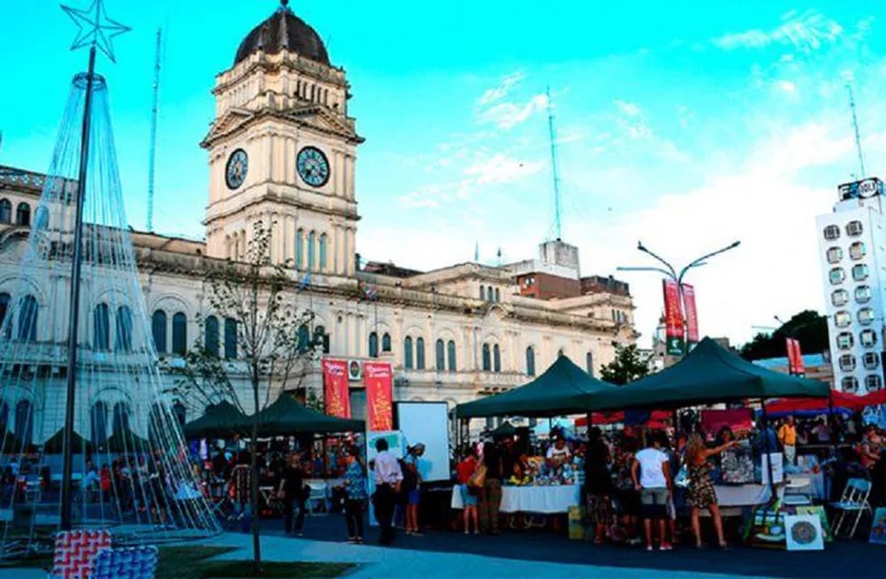 La Feria Navideña se realizará en Plaza Mansilla.