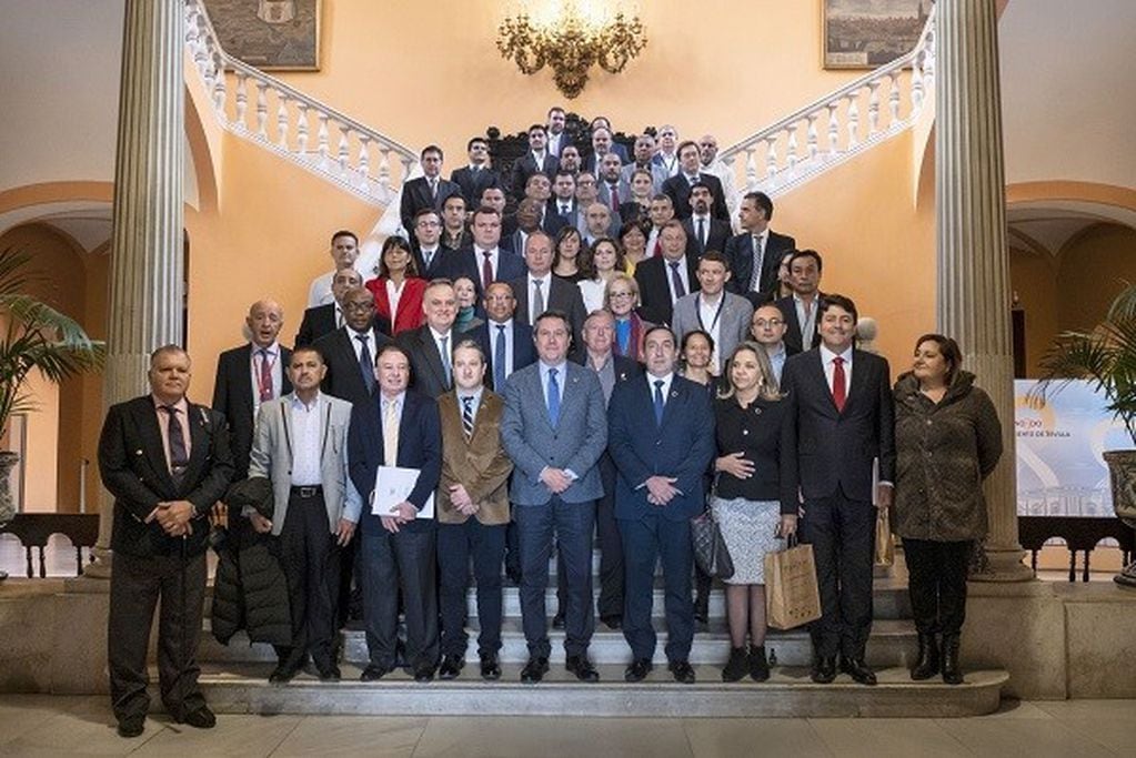 Intendente Prades participó en el II Foro de Gobiernos Locales en Sevilla-España