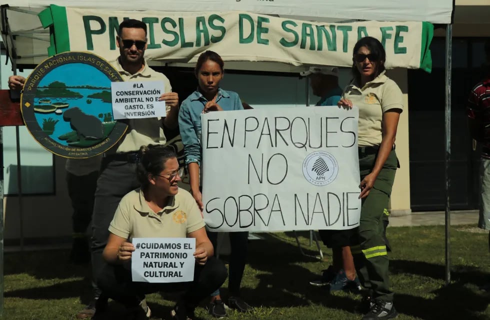 Trabajadores de Parques Nacionales se declaran en estado de "alerta y movilización" por el recorte de personal en la administración pública.