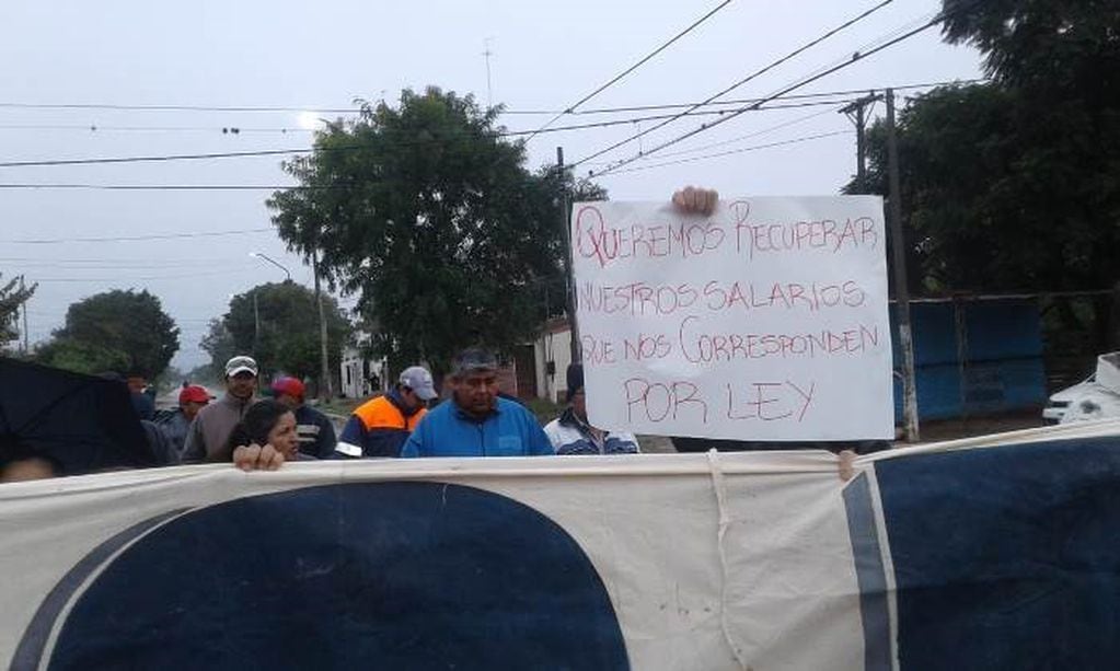 Empleados de la Municipalidad de Campo Santo reclaman la reducción de sus salarios (Web),