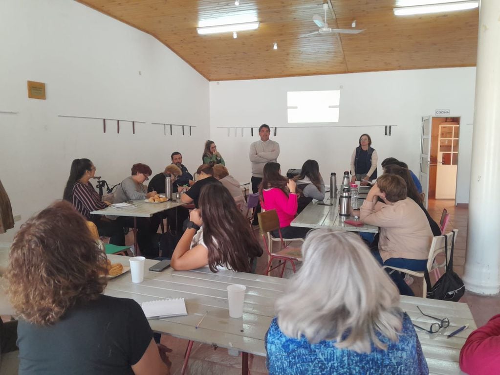 Gonzales Chaves: se llevó a cabo el primer encuentro de Mujeres Rurales