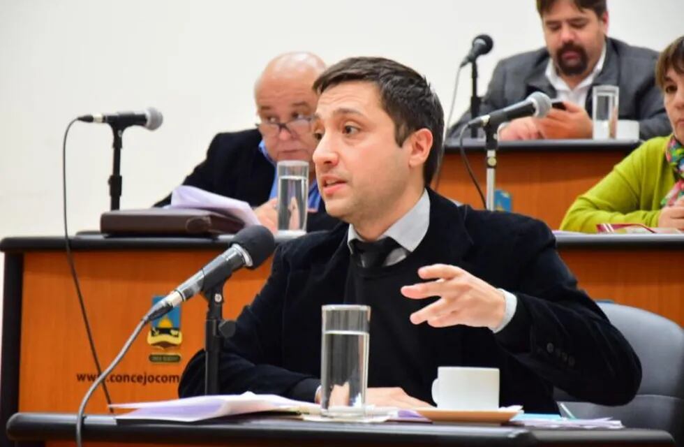 Concejal Nicolas Caridi (FPV)
