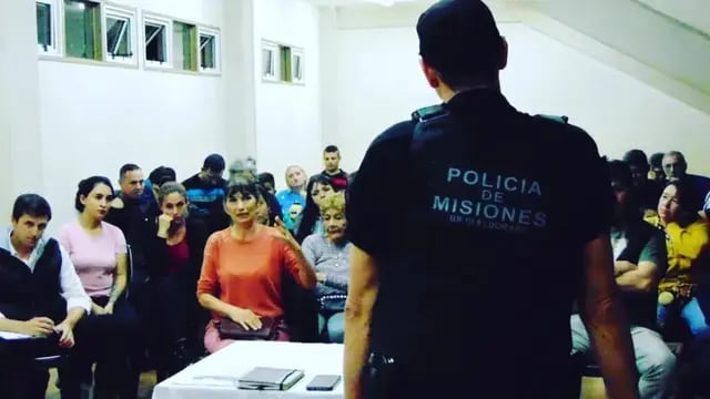 La Policía Comunitaria realizó charlas con la comunidad iguazuense