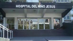 El bebé se encuentra en terapia intensiva en el Hospital de Niños de Tucumán.