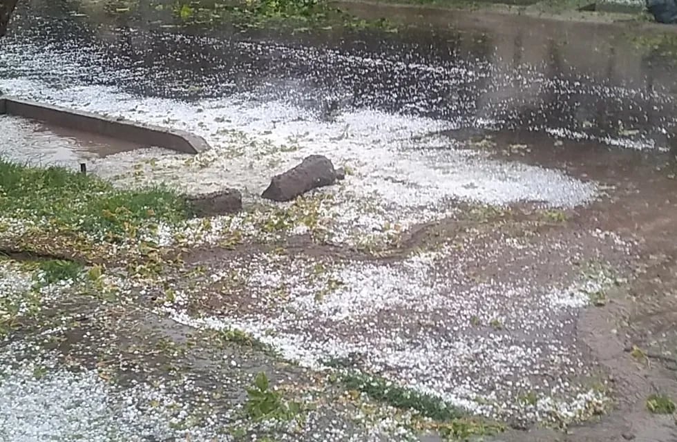 Durante este martes continúa el alerta por tormentas fuertes y posible caída de granizo.