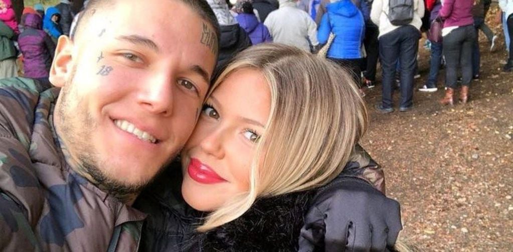 Alex Caniggia junto a su novia Maca Herrera fueron detenidos cuando "iban a buscar sushi" (Web)