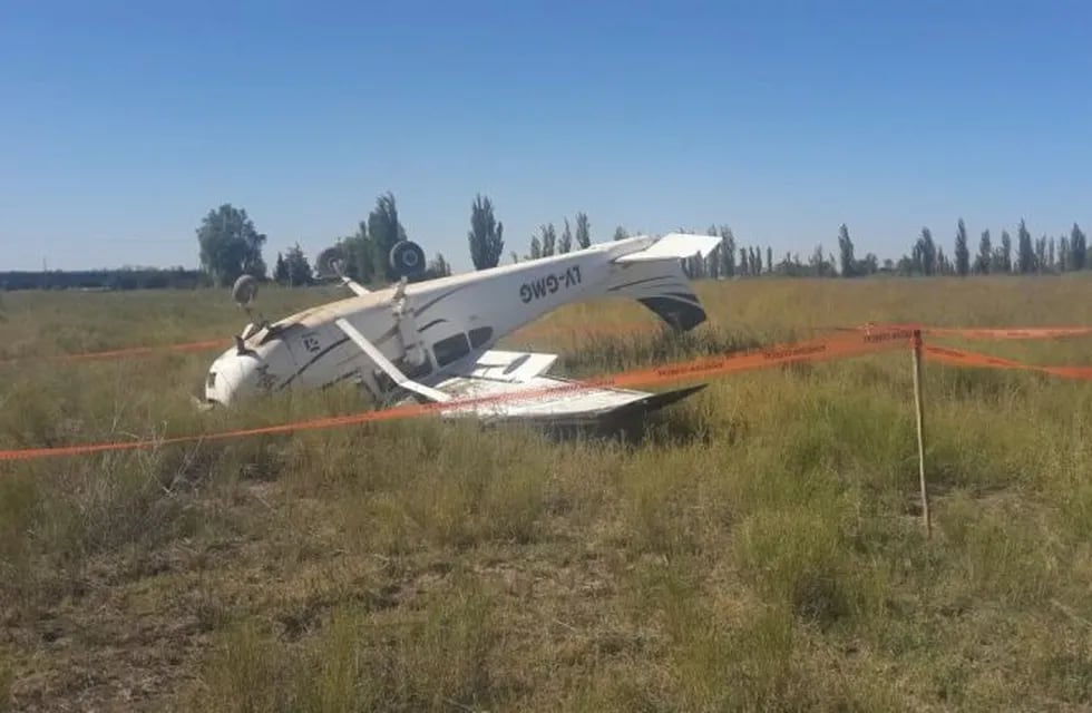 Se estrelló una avioneta en San Rafael.
