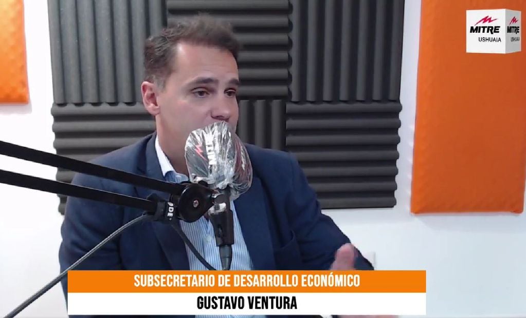 Gustavo Ventura en Radio Mitre Ushuaia.