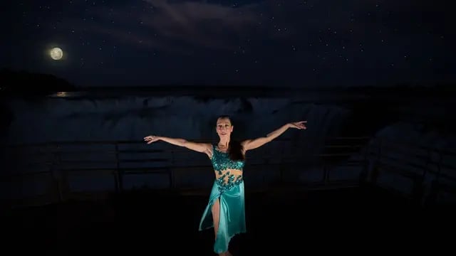Estrenan “Agualuna, Tango de Luna Llena” una obra que tiene a las Cataratas del Iguazú como escenario