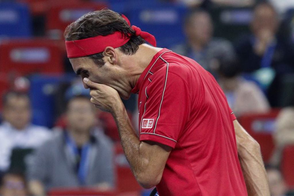 Roger Federer se mostró bastante nervioso. (AP)