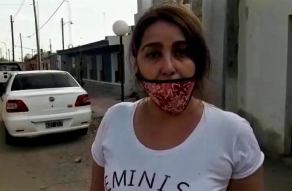 Betiana Alvarado, hermana de uno de los cinco policías detenidos e imputados por \