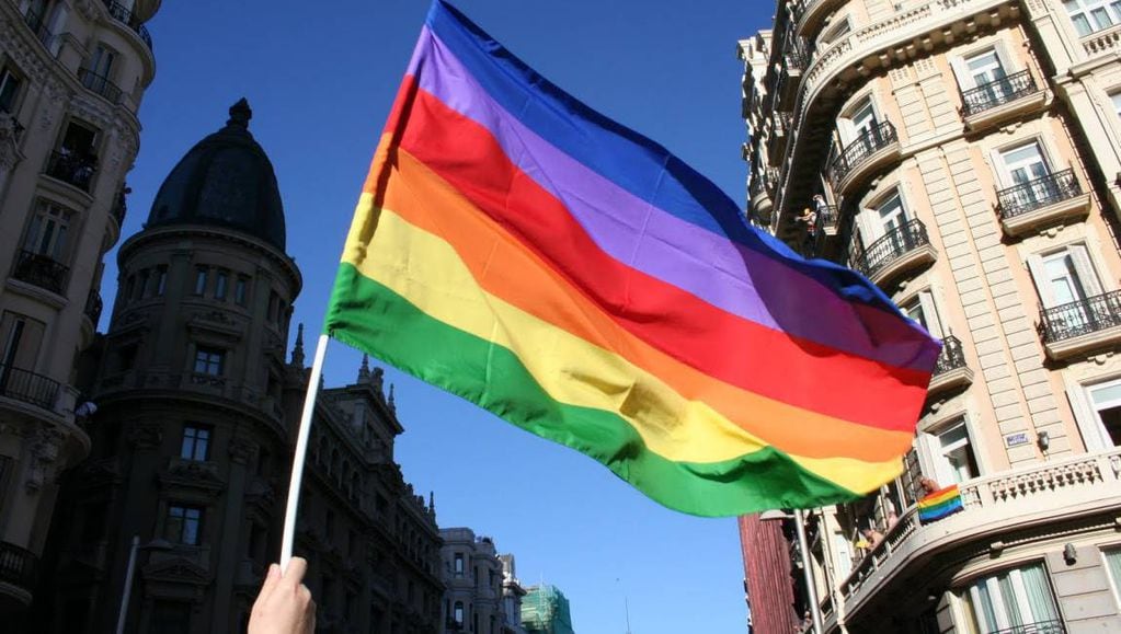 El Vaticano autorizó que se pueda bendecir a las parejas del mismo sexo.