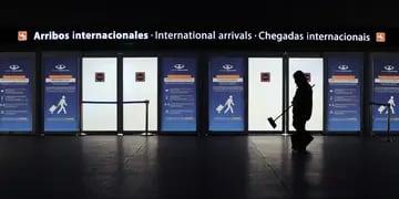 Ezeiza Vuelos Cancelados Cierre fronteras