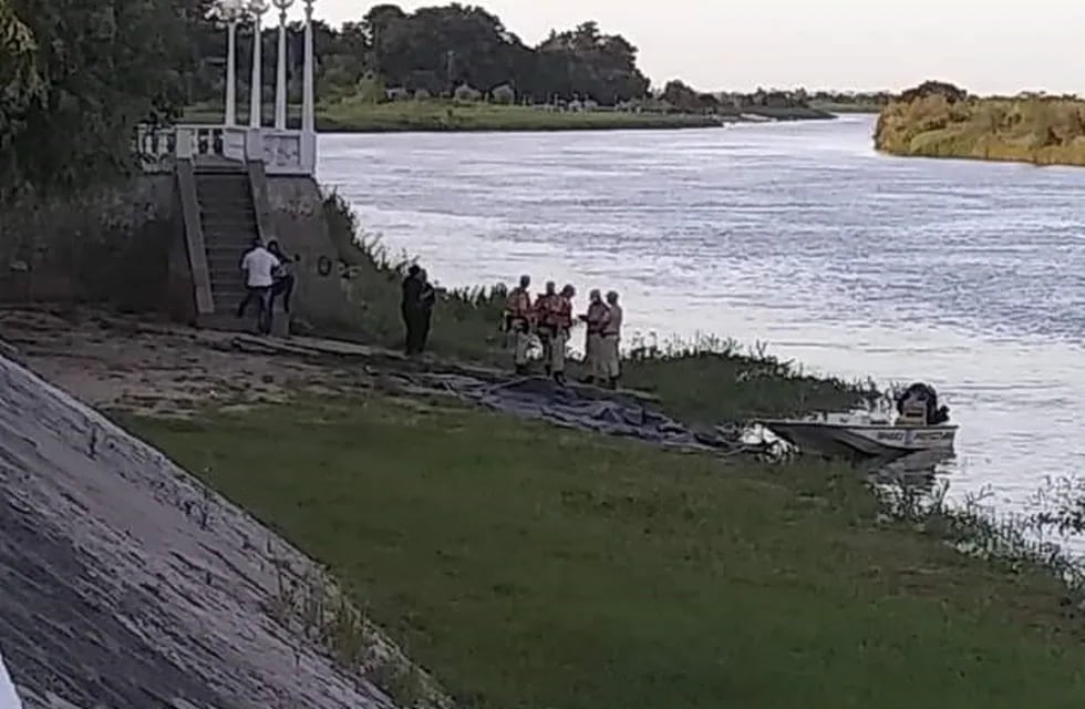 El cuerpo fue hallado en las aguas del río Coronda. (Policía de Santa Fe)