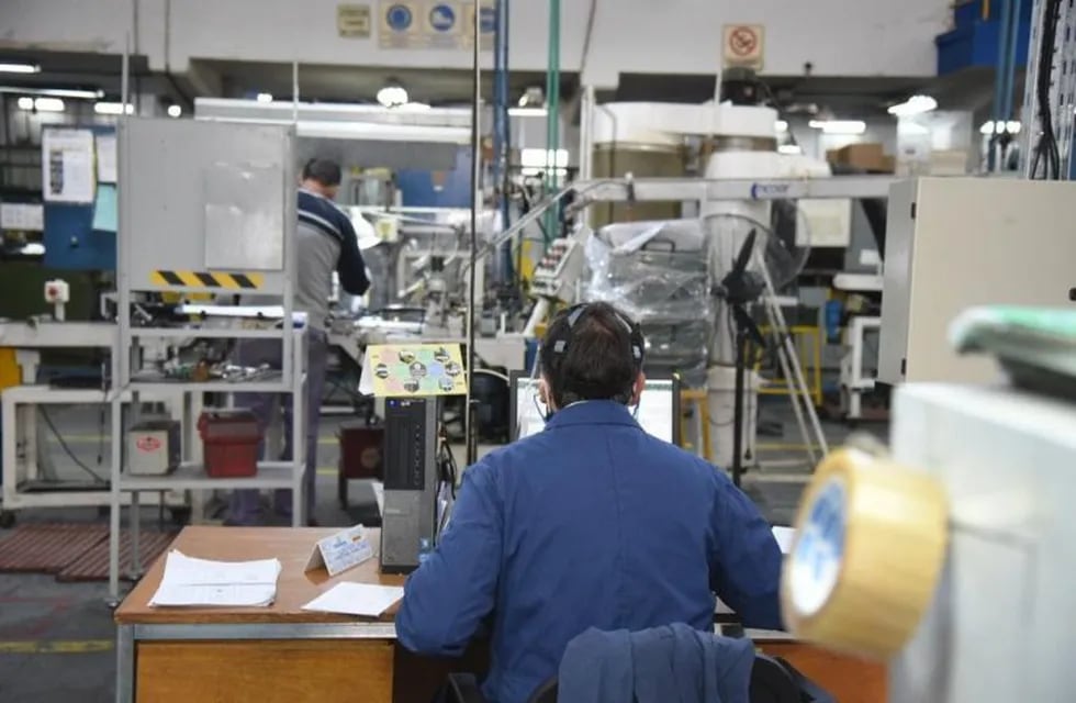 Los trabajadores de la industria textil volverán a la actividad bajo estrictos protocolos sanitarios (Municipalidad de La Plata)