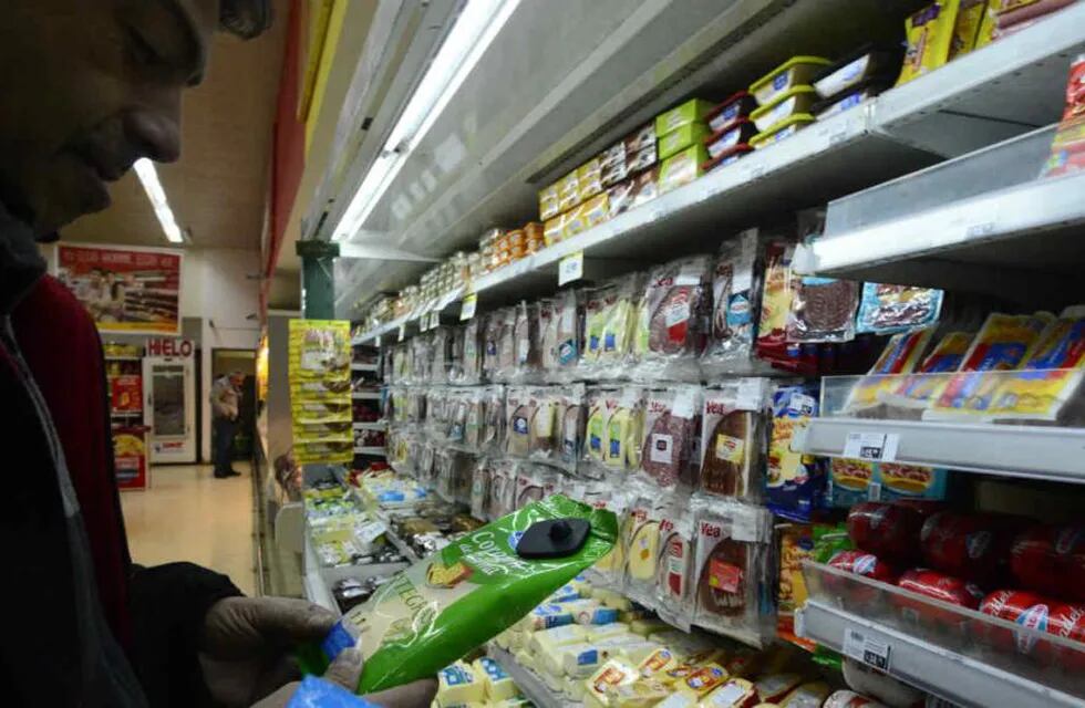 Los usuarios de la app del Banco Provincia podrán acceder a un descuento del 40% en sus compras en supermercados y comercios de barrio. (Archivo).