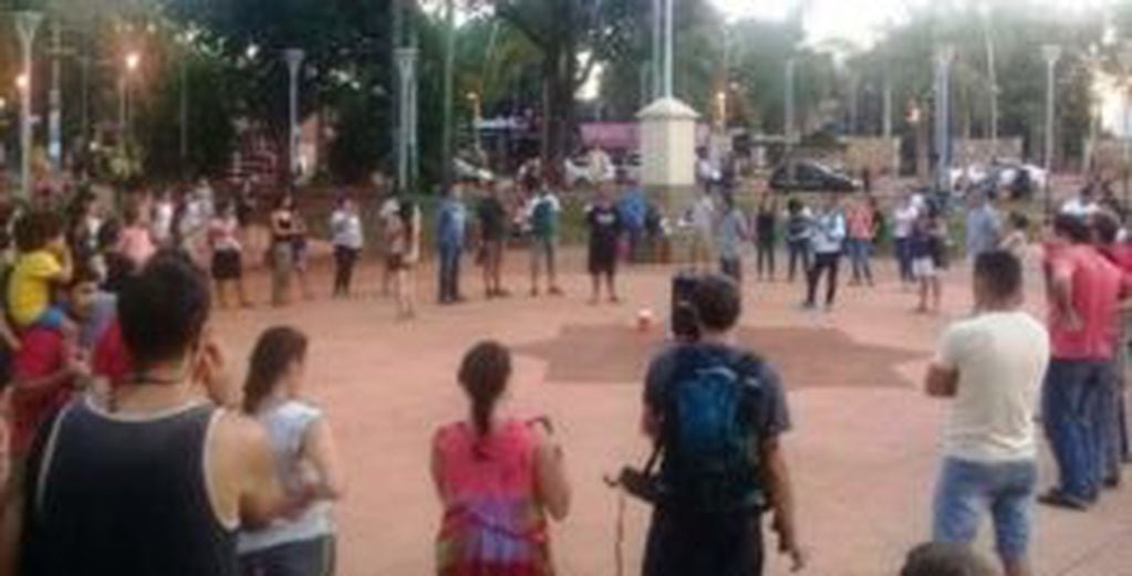 Protesta de vecinos en Iguazú. (MisionesOnline)