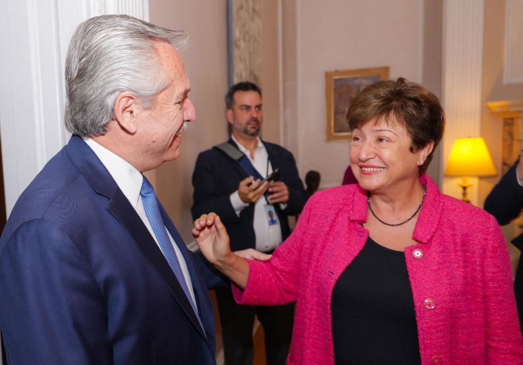 El presidente Alberto Fernández junto a la directora del FMI, Kristalina Georgieva. Foto: Presidencia de la Nación.