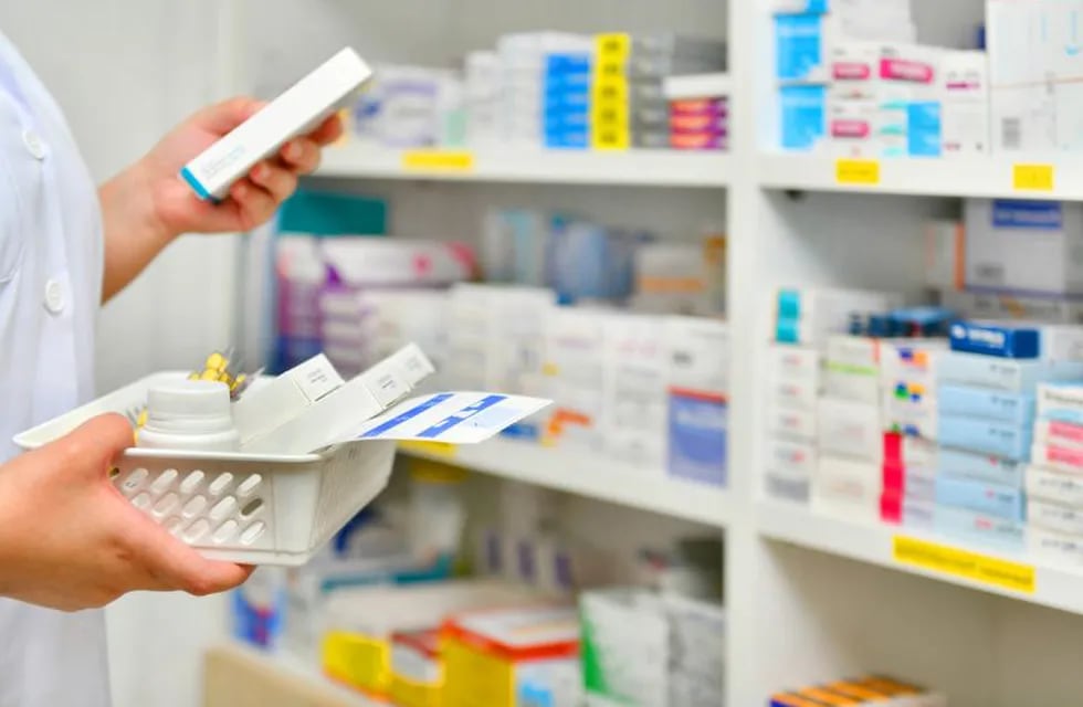 APOS convoca a farmacias para firma de Convenio
