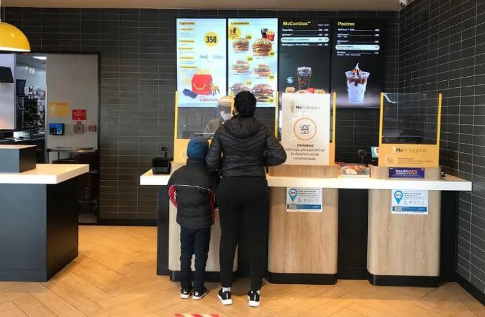 Denuncian estafa en convocatoria para puestos de trabajo en nombre de McDonald's.
