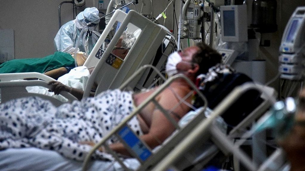 Las unidades de terapia intensiva en el país se mantiene estables y por debajo del 40%