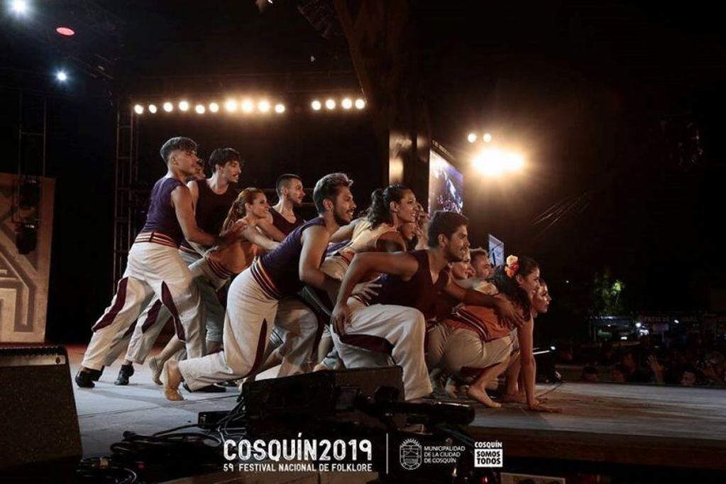 Grupo de baile Cosquín 2019