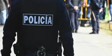Un policía de Santiago del Estero abandonó su guardia y se fue al boliche armado y uniformado