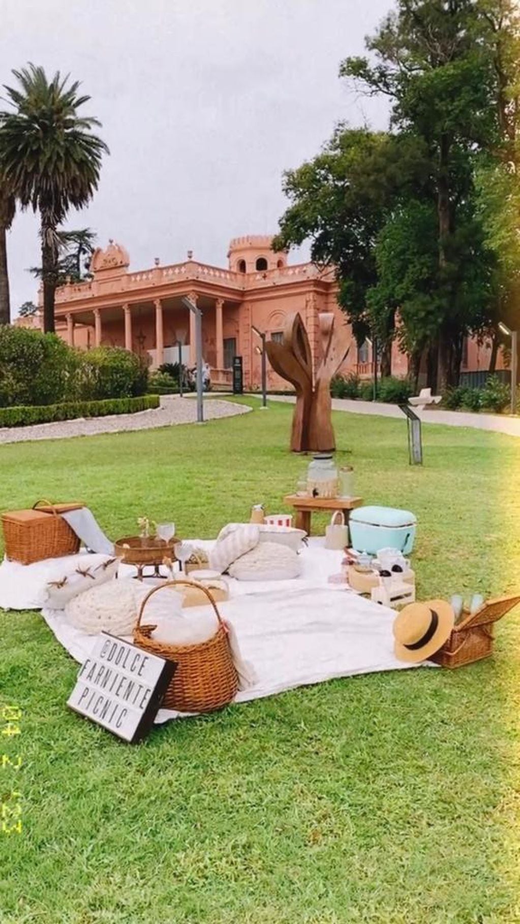 Los picnic suelen realizarse en el Parque del Chateau.