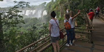 La llegada de turistas en el mes de julio en Iguazú superó las expectativas