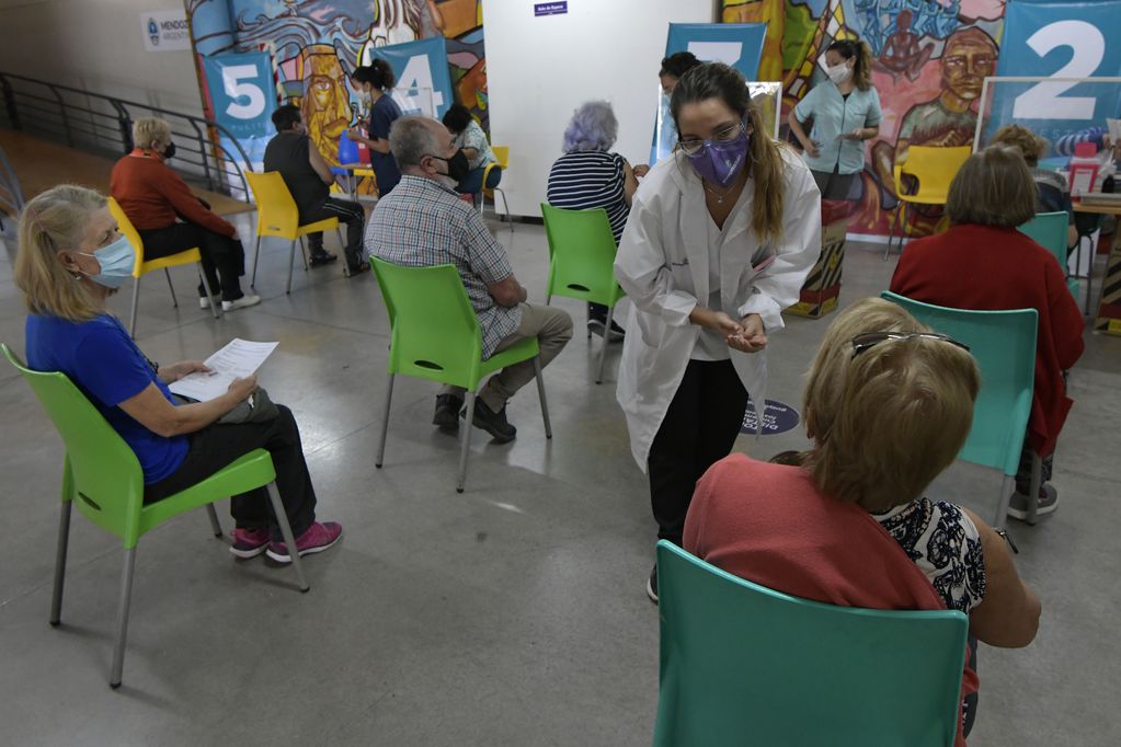 La personas mayores de 40 años con obesidad pueden acceder a la vacuna contra Covid-19.


Foto: Orlando Pelichotti / Los Andes