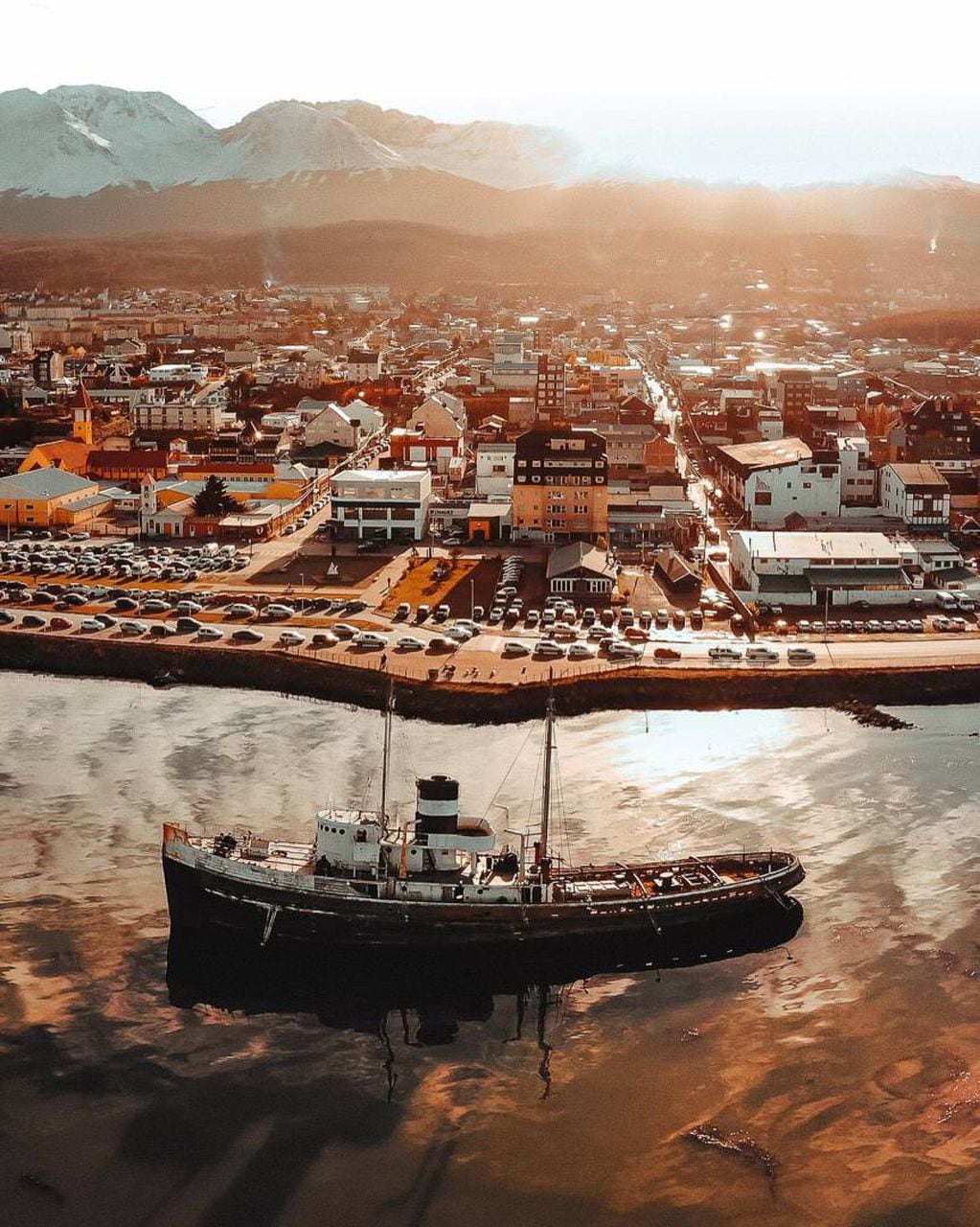 Ushuaia, un destino único, en el cual turistas nacionales e internacionales eligen para disfrutar de sus vacaciones.