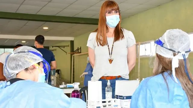 Paola Benítez vacunación coronavirus
