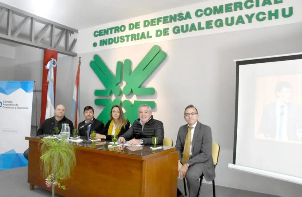 Centro Defensa Comercial Gchú\nCrédito: ElArgentino