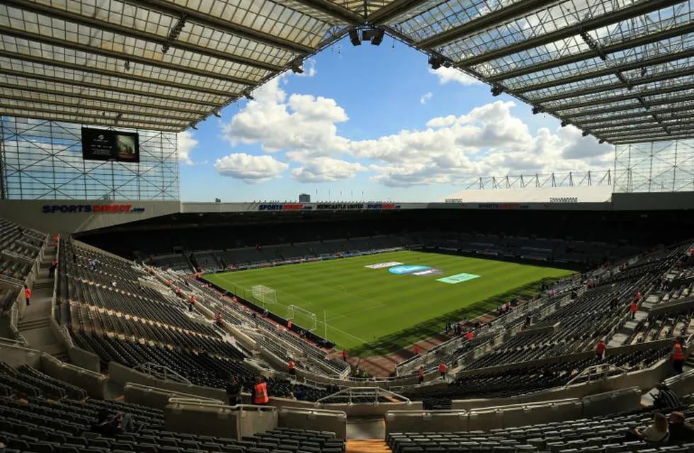 Ponen en venta al Newcastle de Inglaterra. Foto: AFP.