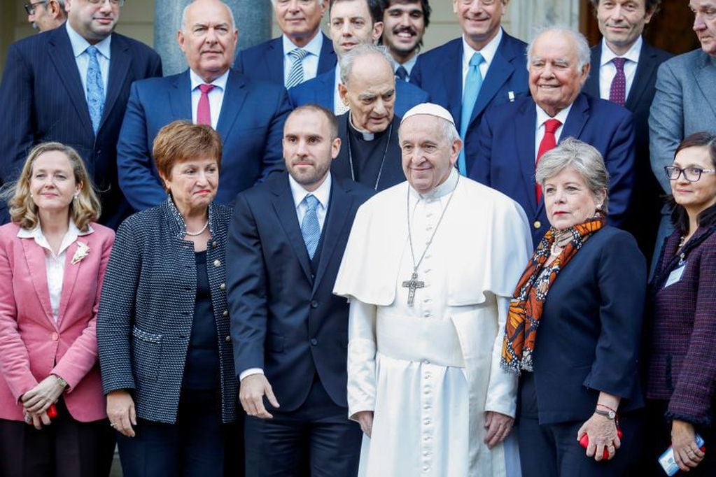 El Papa Francisco con Guzmán y Georgieva en el Vaticano (Foto:REUTERS/Remo Casilli)