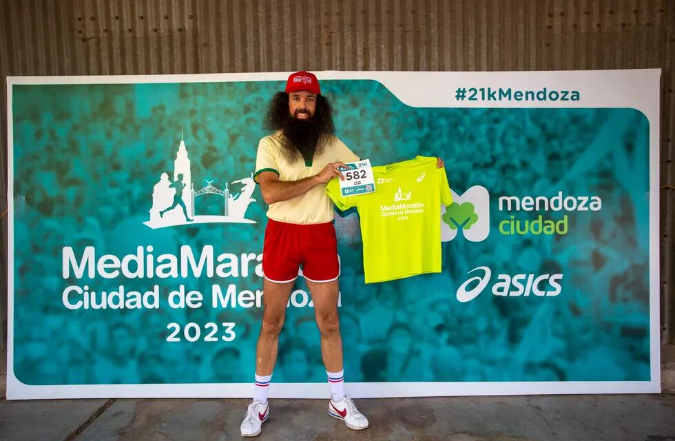 Forrest Gump chileno en la Maratón de Mendoza