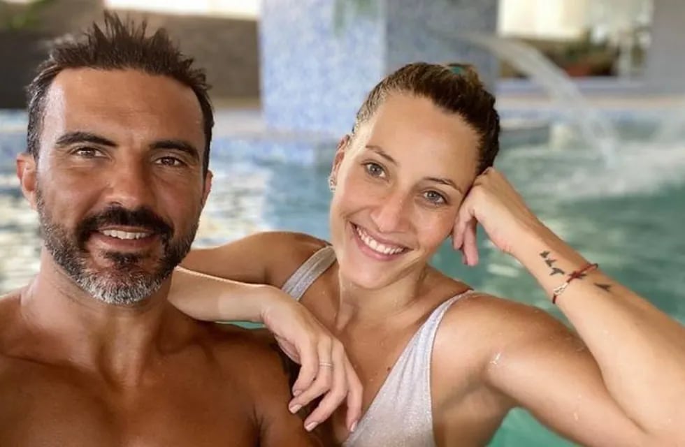 Mica Viciconte se probó el vestido de novia junto a Fabián Cubero (Fotos: Instagram/ @micaviciconte)