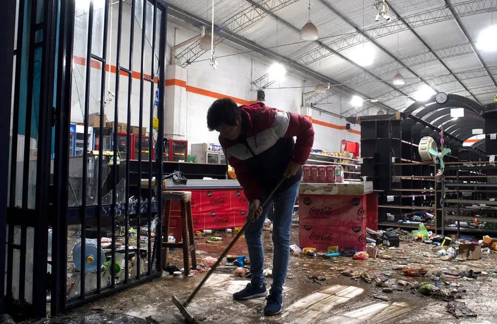 Un supermercado de Moreno tras los saqueos de la semana pasada.