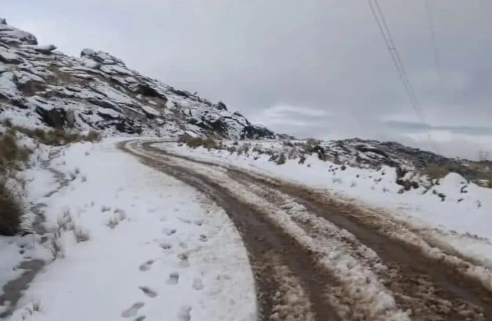 El Champaquí tuvo su primera nevada de 2022.