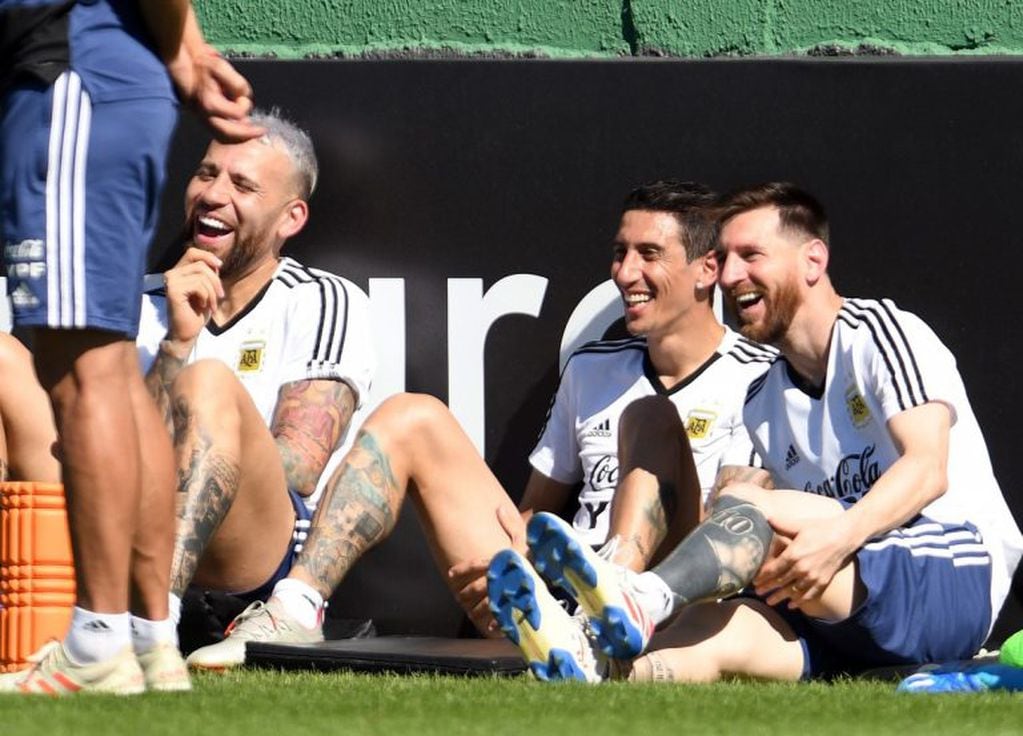 Risas en el entrenamiento de la Selección Argentina (Foto: Juano Tesone)