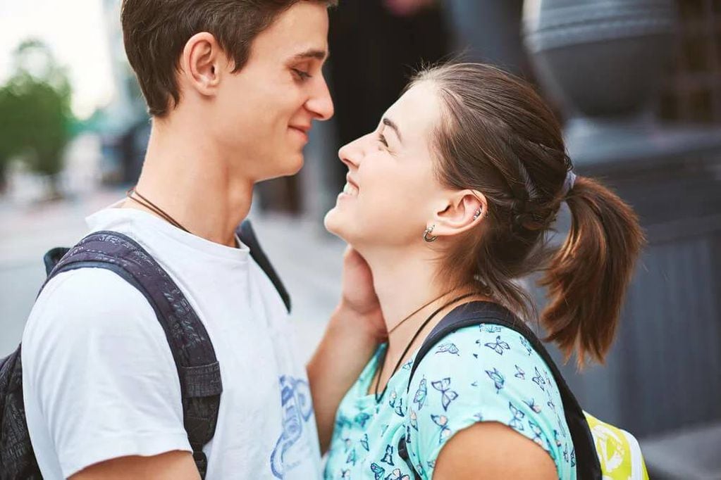 El estudio revela que la chispa de enamoramiento puede durar toda la vida.