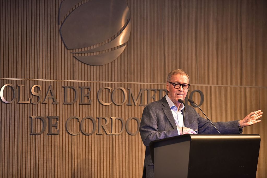 Schiaretti se despide como gobernador de la Bolsa de Comercio de Córdoba ( Ramiro Pereyra/ La Voz)