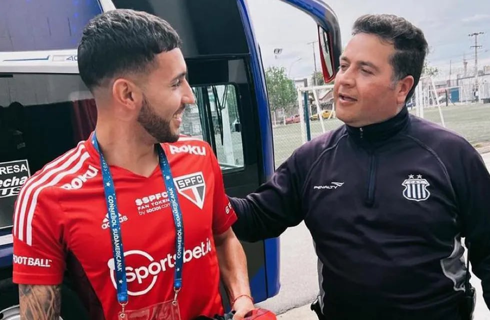 Nahuel Bustos vino a barrio Jardín en la final de Copa Sudamericano. Talleres lo atrae (Foto: Prensa Talleres).