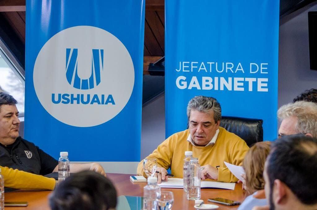 Firman convenio de cooperación entre el SOEM y la Municipalidad de Ushuaia