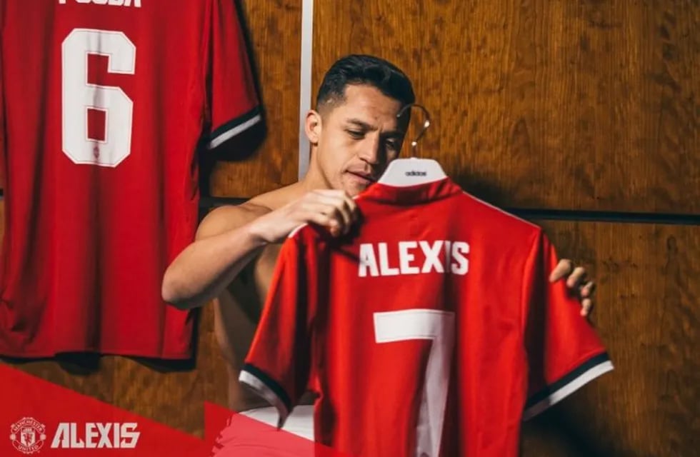 Alexis Sánchez llegó al Macnhester United. (Foto: Twitter)