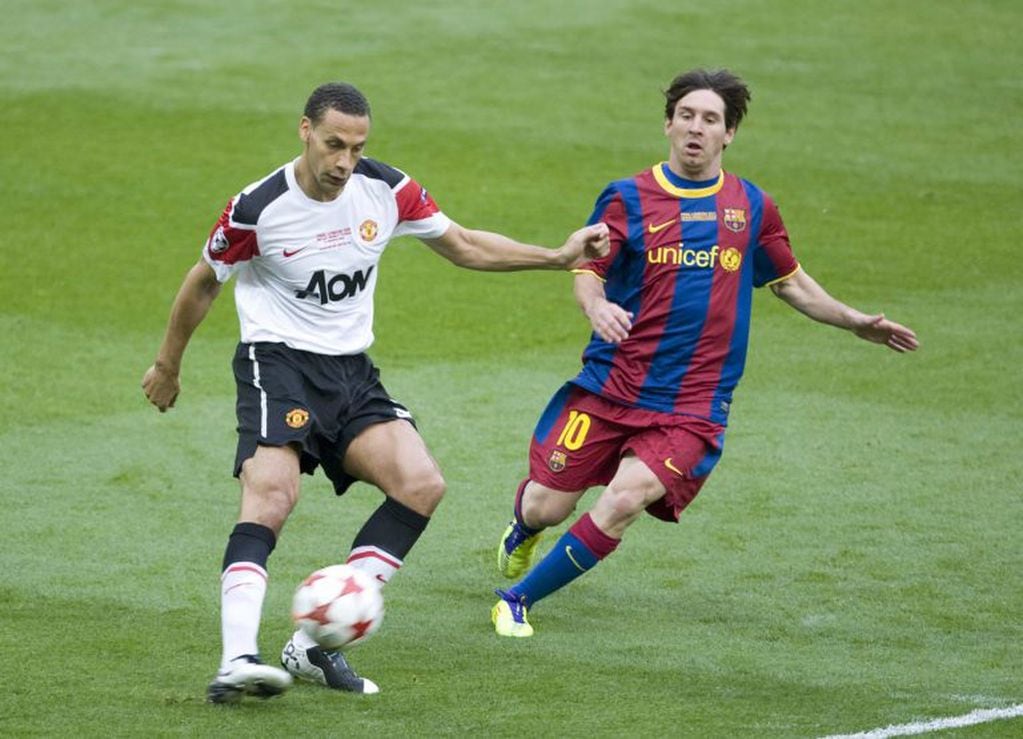 Rio Ferndinand contra Lionel Messi (Foto: TyC Sports)