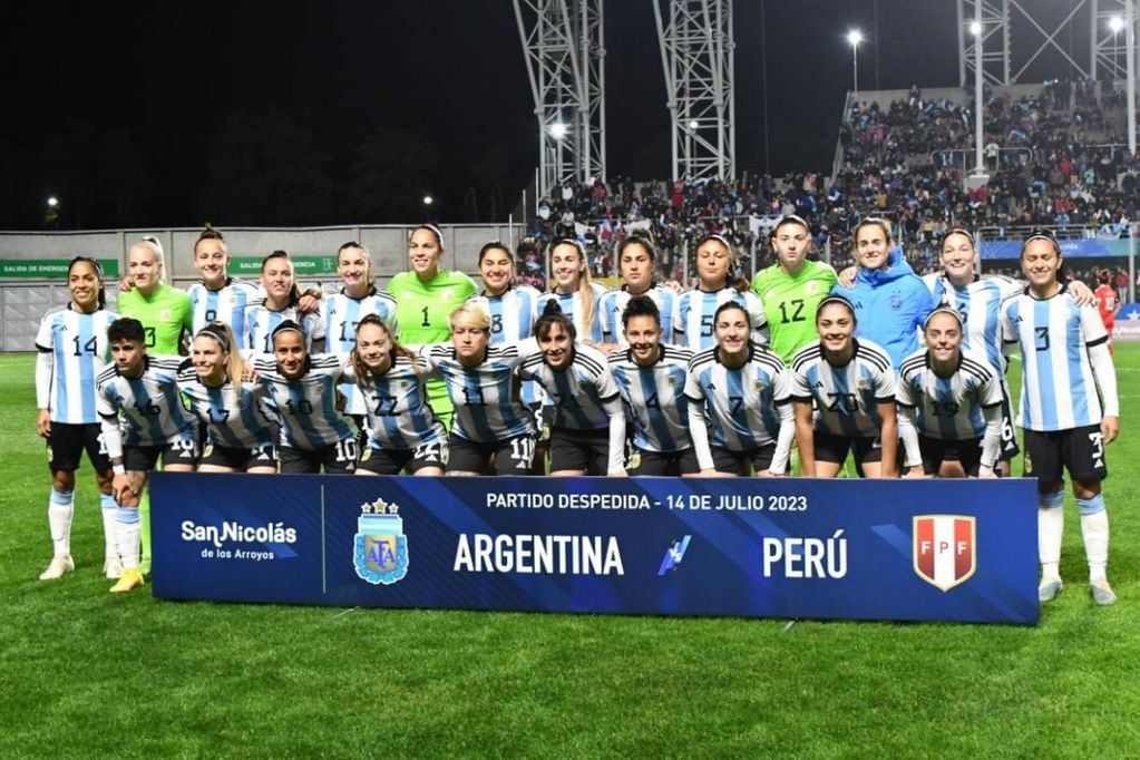 La selección argentina viaja a Nueva Zelanda para disputar el Mundial femenino. (@Argentina)